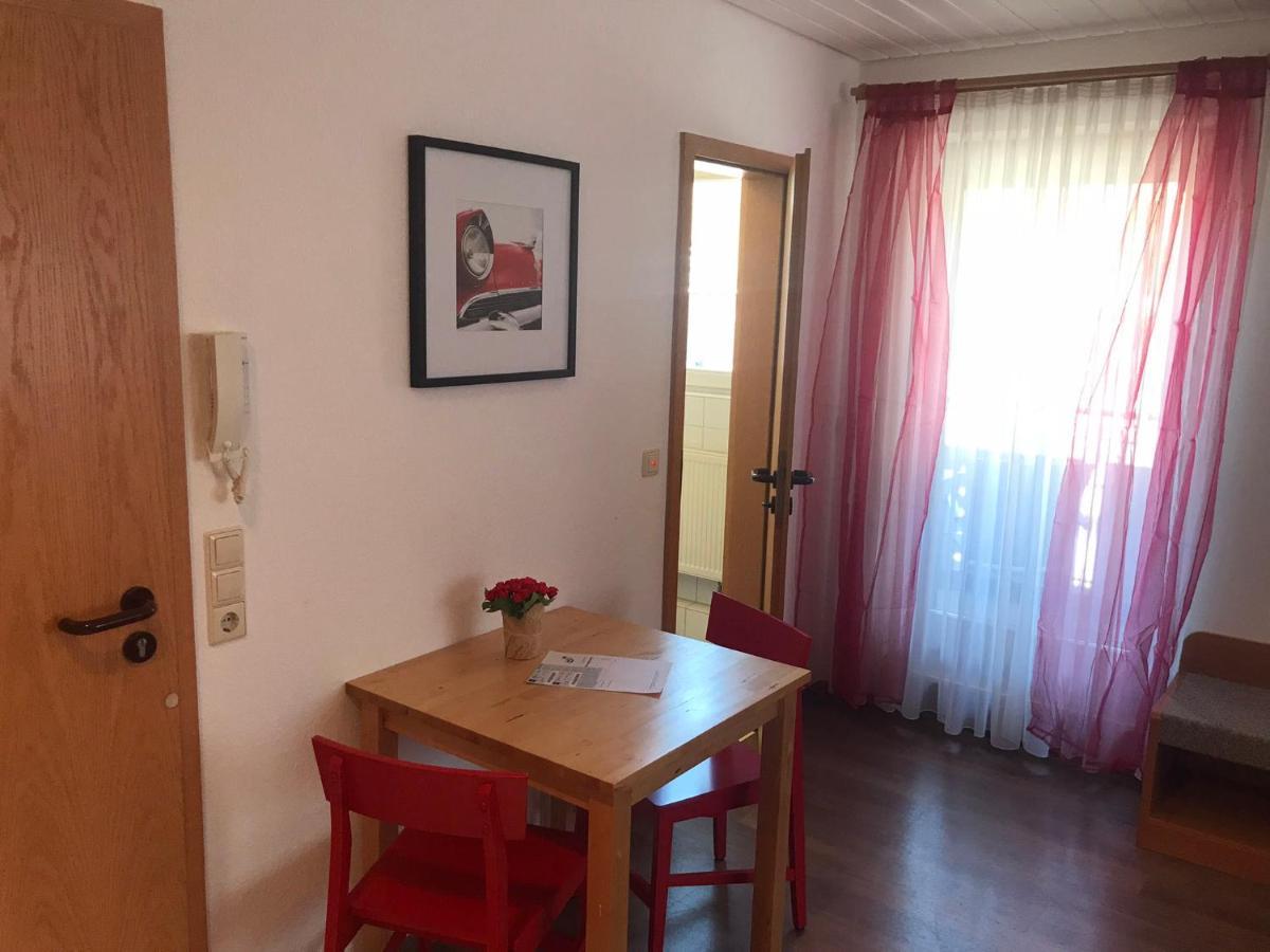 Self-Check-In Ferienwohnungen & Apartments Am Bergsee トリベルク エクステリア 写真